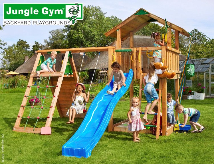 School group toys outdoor